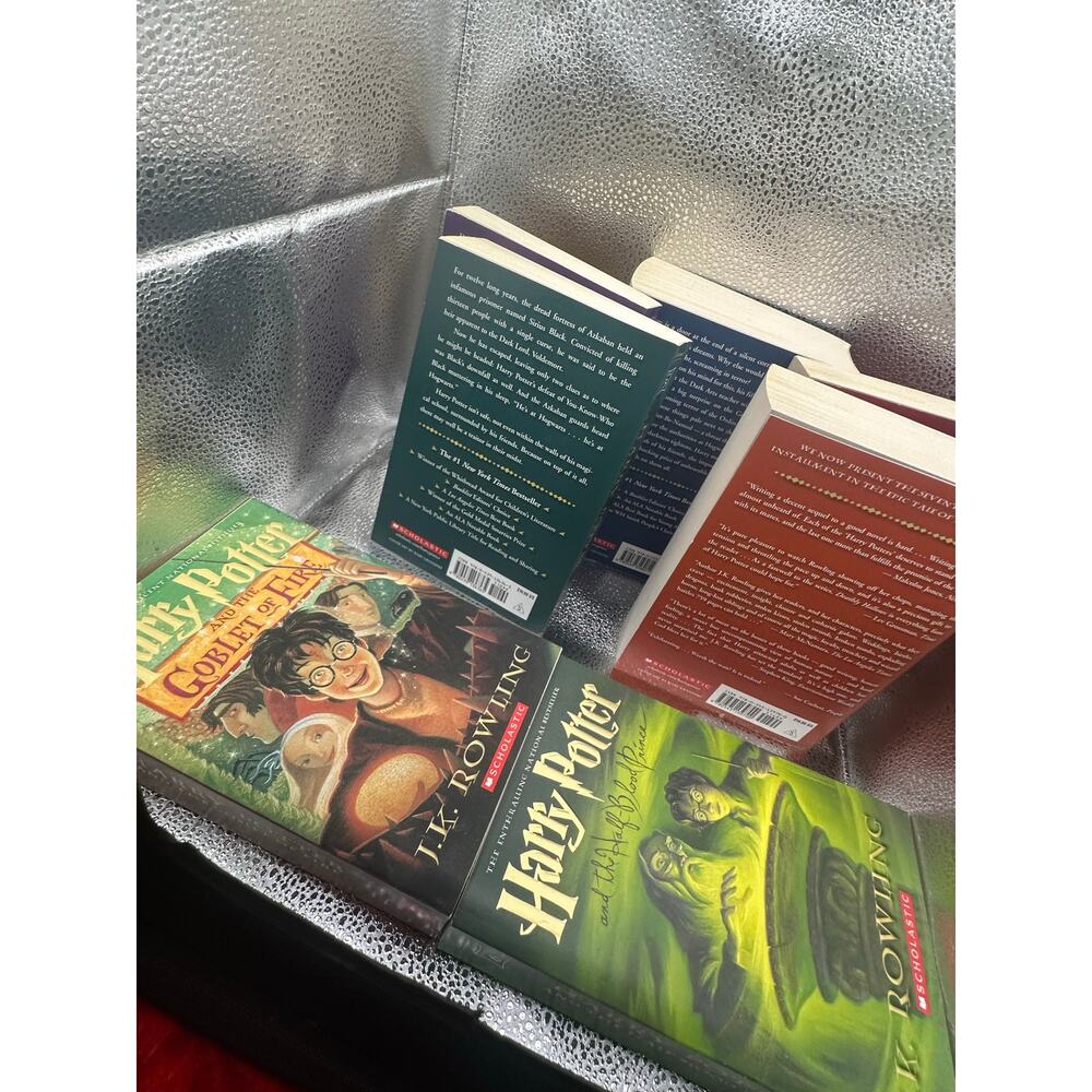 Harry Potter 7 book set - Picture 6 of 7